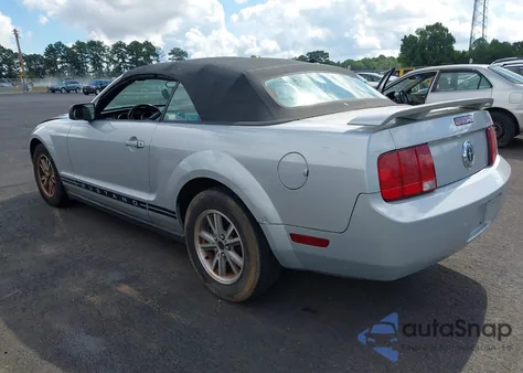 2005 Ford Mustang from USA, damaged, VIN 1ZVFT84N455252427